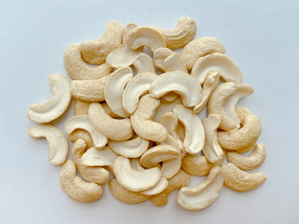 Hạt điều nhân trắng WS - Cashew Phước Bình - Công Ty Cổ Phần Xuất Nhập Khẩu Sản Xuất Và Chế Biến Hạt Điều TTH